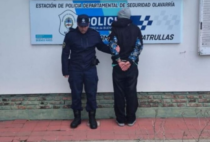 Aprehendido por incumplir una restricci�n de acercamiento